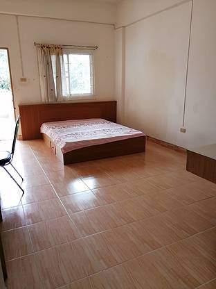1 Bed Condo — photo 2