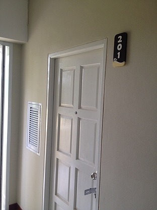 Condo — photo 2