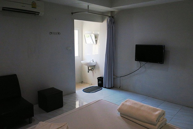 Condo · Bang Bua Thong, nonthaburi — photo 4