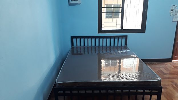 1 Bed Condo — photo 2