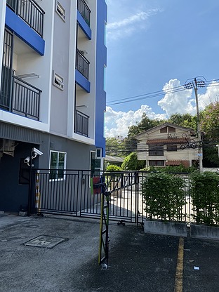 Condo · Wang Thonglang, bangkok — photo 4
