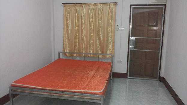 1 Bed Condo — photo 1