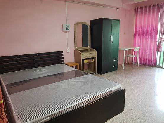1 Bed Condo — photo 3