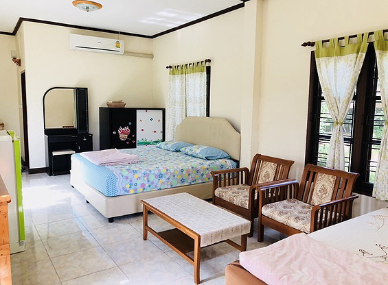 1 Bed Condo — photo 3