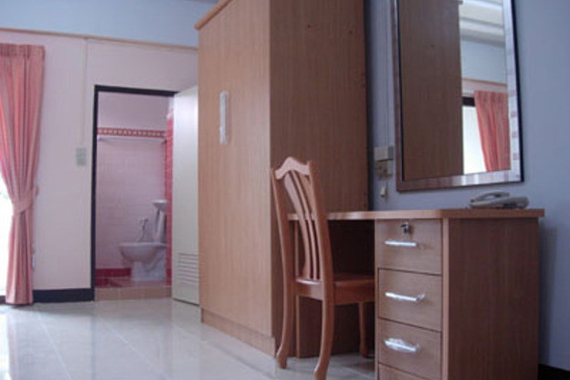 Condo · bangkok — photo 1