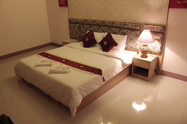 Condo · Mueang Chiang Mai, chiang_mai — photo 1