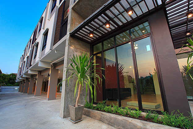 Condo · Wang Thonglang, bangkok — photo 4