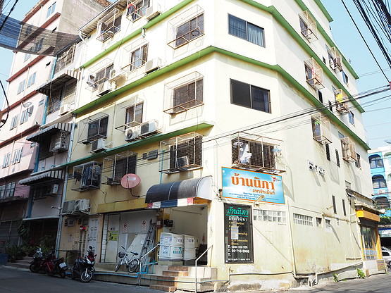 1 Bed Condo · Watthana, bangkok