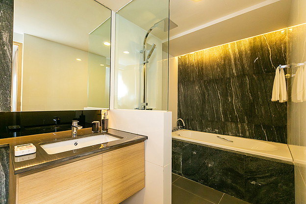 1 Bed Condo · Watthana, bangkok — photo 3