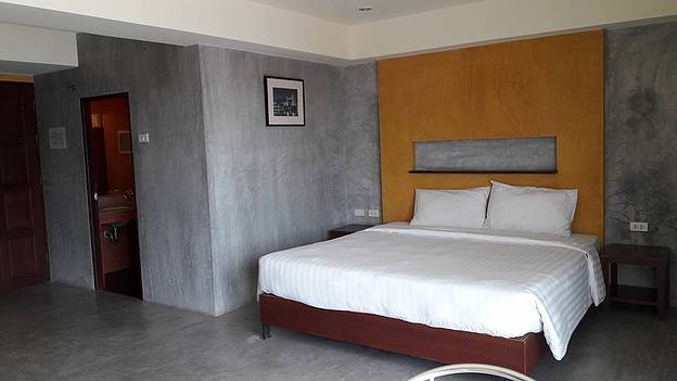 1 Bed Condo — photo 4