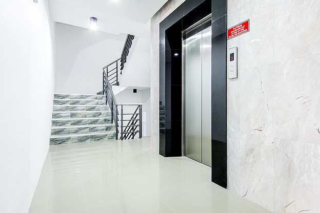 1 Bed Condo — photo 2