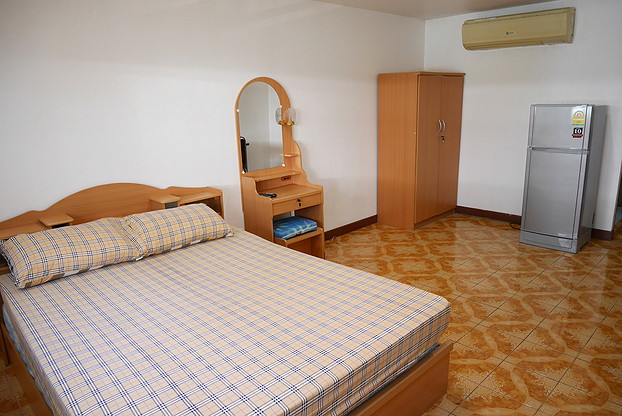 1 Bed Condo · Bang Rak, bangkok — photo 3