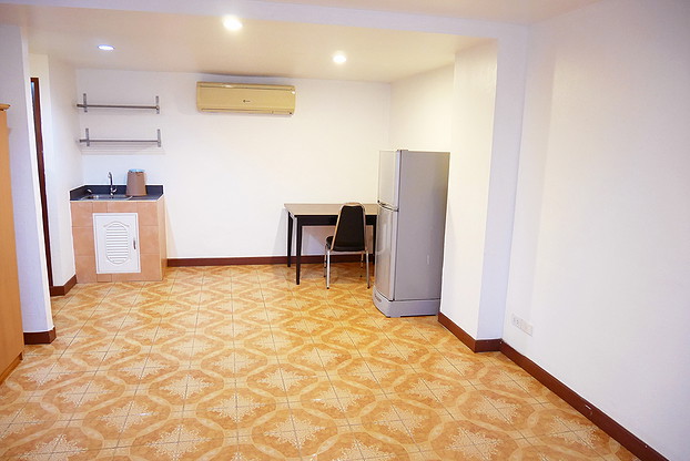 1 Bed Condo · Bang Rak, bangkok — photo 5