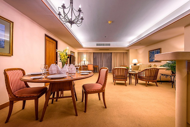 1 Bed Condo · Sathon, bangkok — photo 1