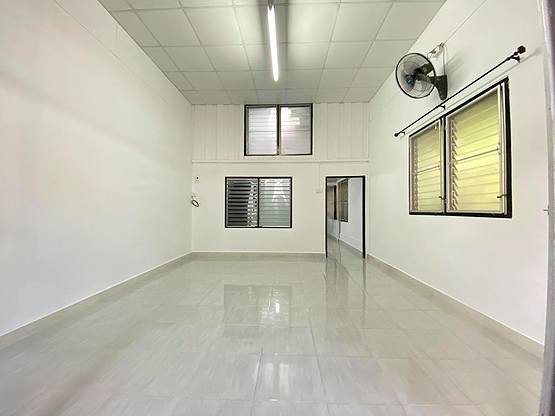 1 Bed Condo — photo 1