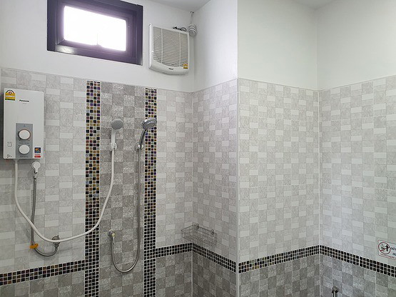 1 Bed Condo — photo 4