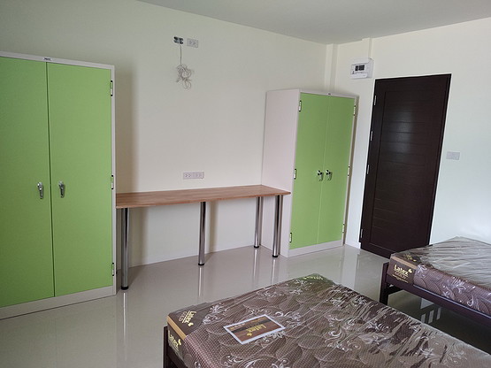 1 Bed Condo — photo 4
