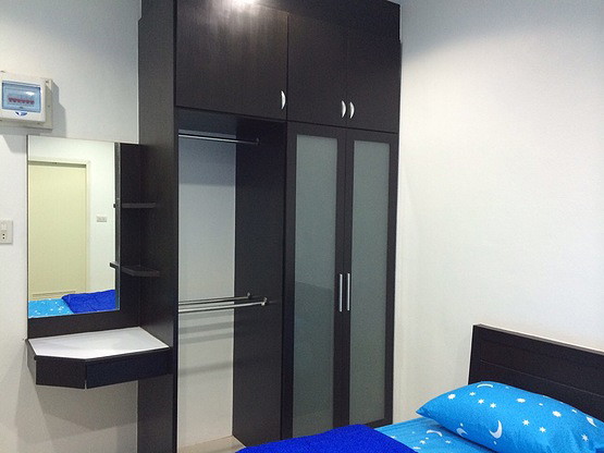 1 Bed Condo — photo 2
