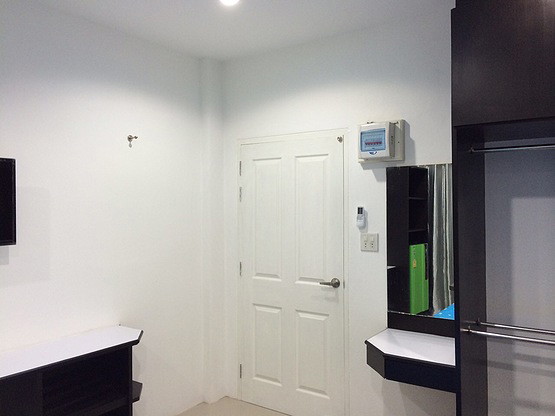 1 Bed Condo — photo 4