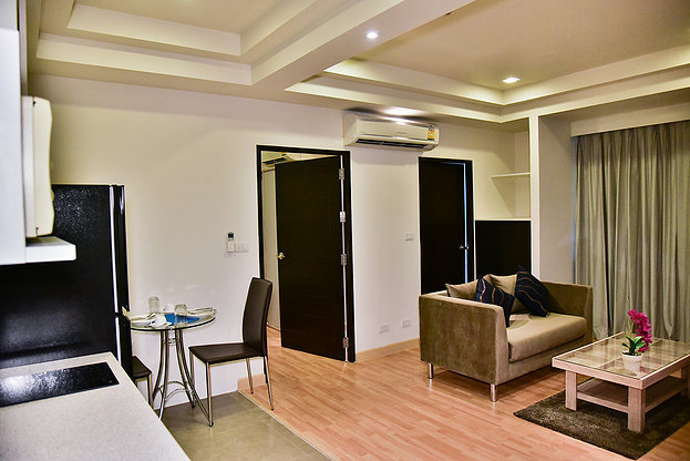 1 Bed Condo · Khlong Toei, bangkok — photo 4