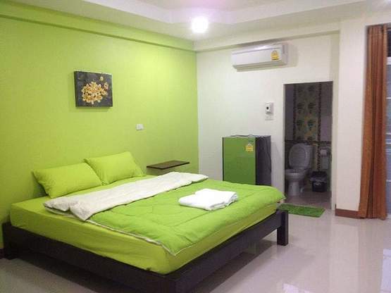 1 Bed Condo — photo 2