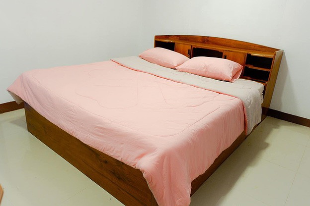 1 Bed Condo — photo 3