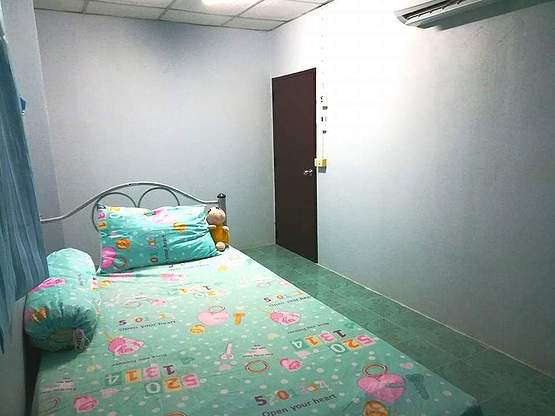 1 Bed Condo — photo 2