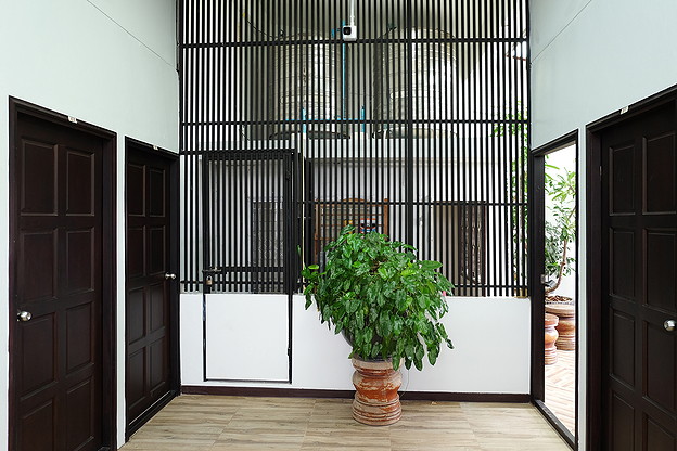 1 Bed Condo · Bangkok Noi, bangkok — photo 1
