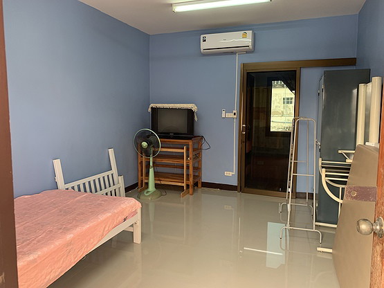 Condo · Bang Khen, bangkok — photo 1