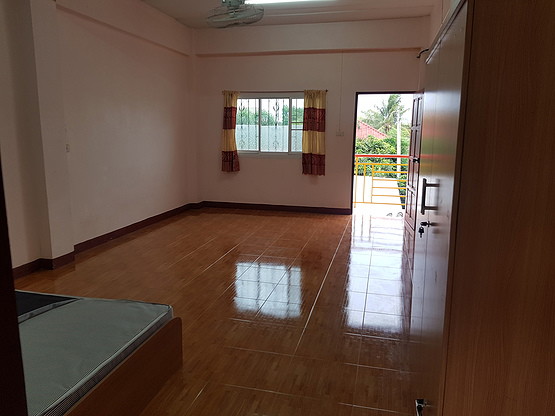 1 Bed Condo — photo 1
