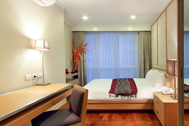 1 Bed Condo · Watthana, bangkok — photo 2