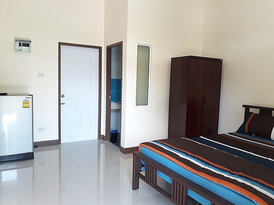 1 Bed Condo — photo 2