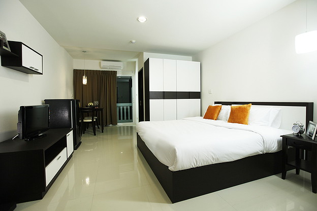 1 Bed Condo · Mueang Chon Buri, chon_buri — photo 3