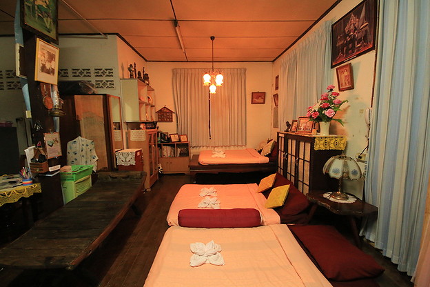 1 Bed Condo — photo 2