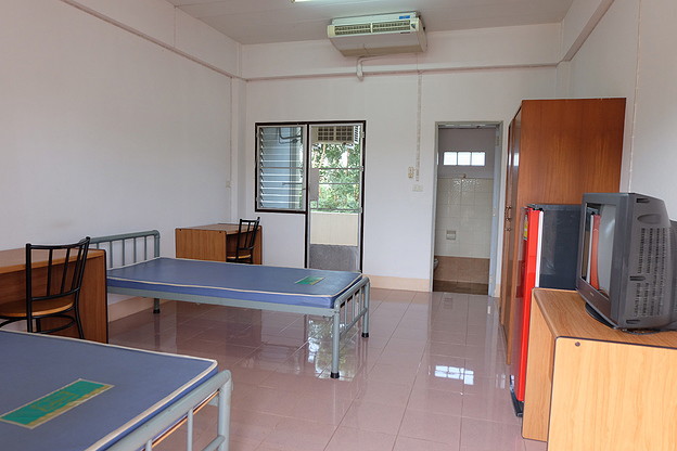 1 Bed Condo — photo 4
