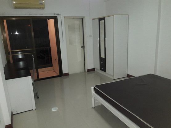 Condo · Bang Khen, bangkok — photo 1