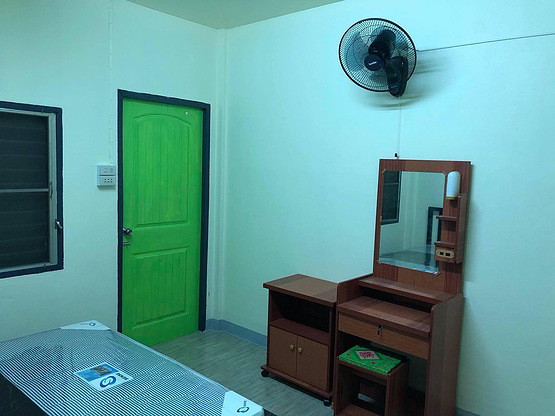 1 Bed Condo — photo 2