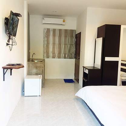 1 Bed Condo — photo 4