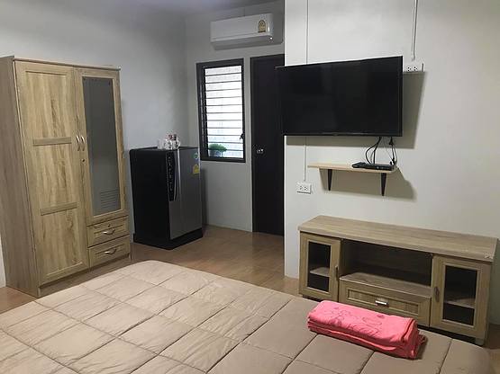 1 Bed Condo — photo 1