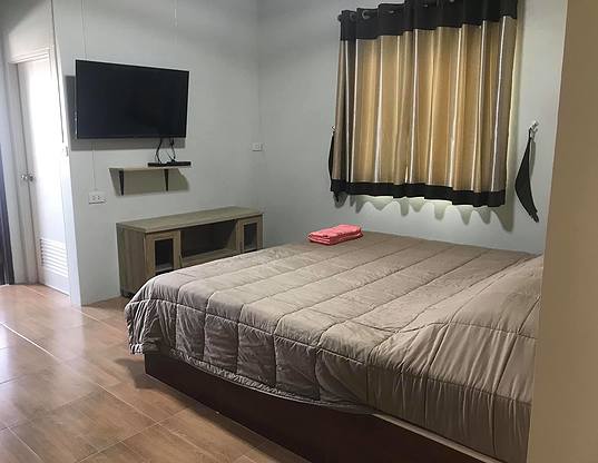 1 Bed Condo — photo 2