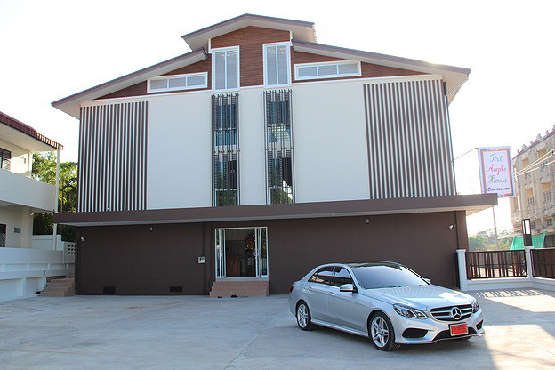 TRI ANGELS HOUSE — photo 3