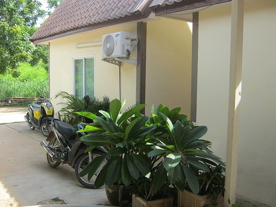 1 Bed Condo — photo 1