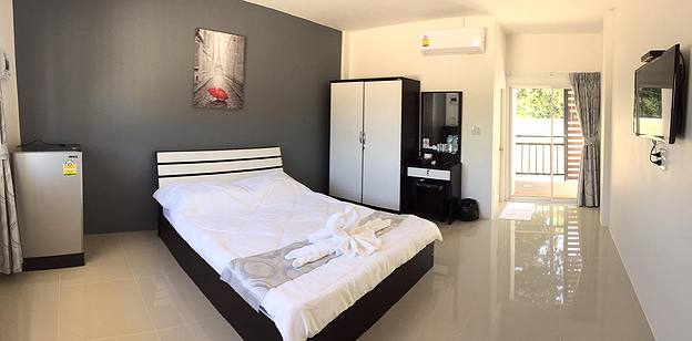 1 Bed Condo — photo 1