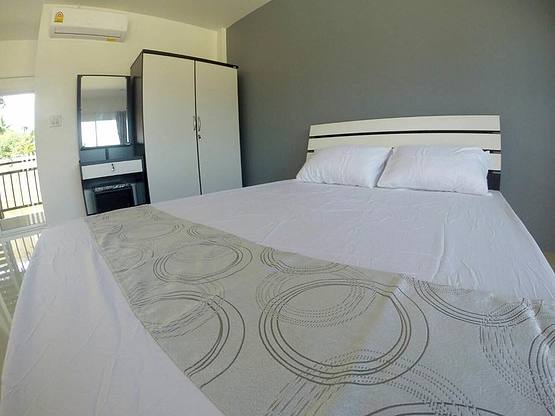 1 Bed Condo — photo 4