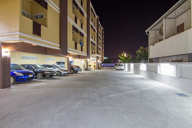 1 Bed Condo — photo 4