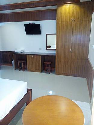 1 Bed Condo — photo 5