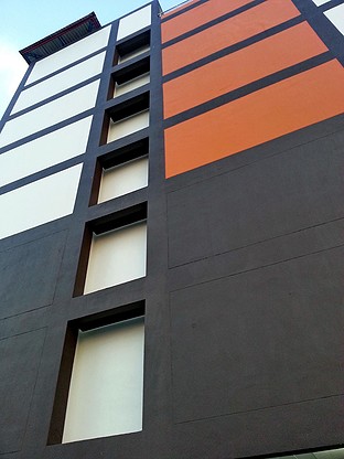 1 Bed Condo — photo 2