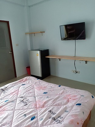 1 Bed Condo — photo 3