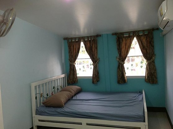1 Bed Condo — photo 2