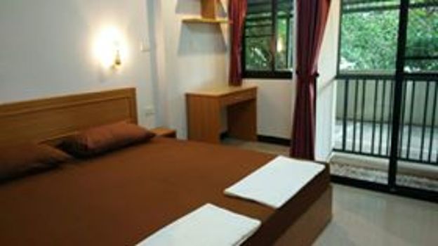 1 Bed Condo — photo 1